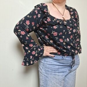 American Eagle Floral Flare Bell Sleeve Drawstring Waist Top Size Medium